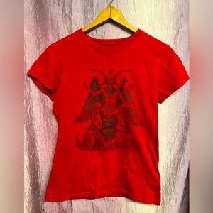 Theatre Bizarre (Detroit) rare find ! ladies t shirt 🍀